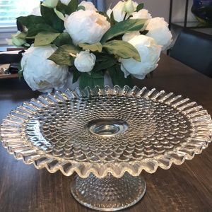 Beautiful vintage Fenton French Opalescent Hobnail Cake Stand